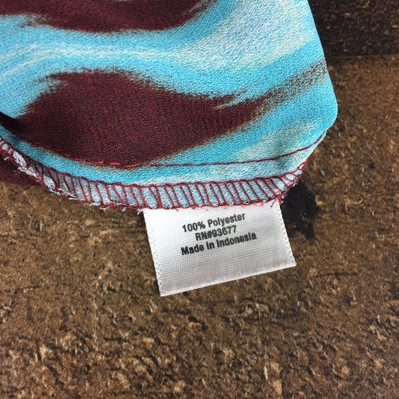 a.n.a Abstract Tunic Blouse Medium - Picture 14 of 14